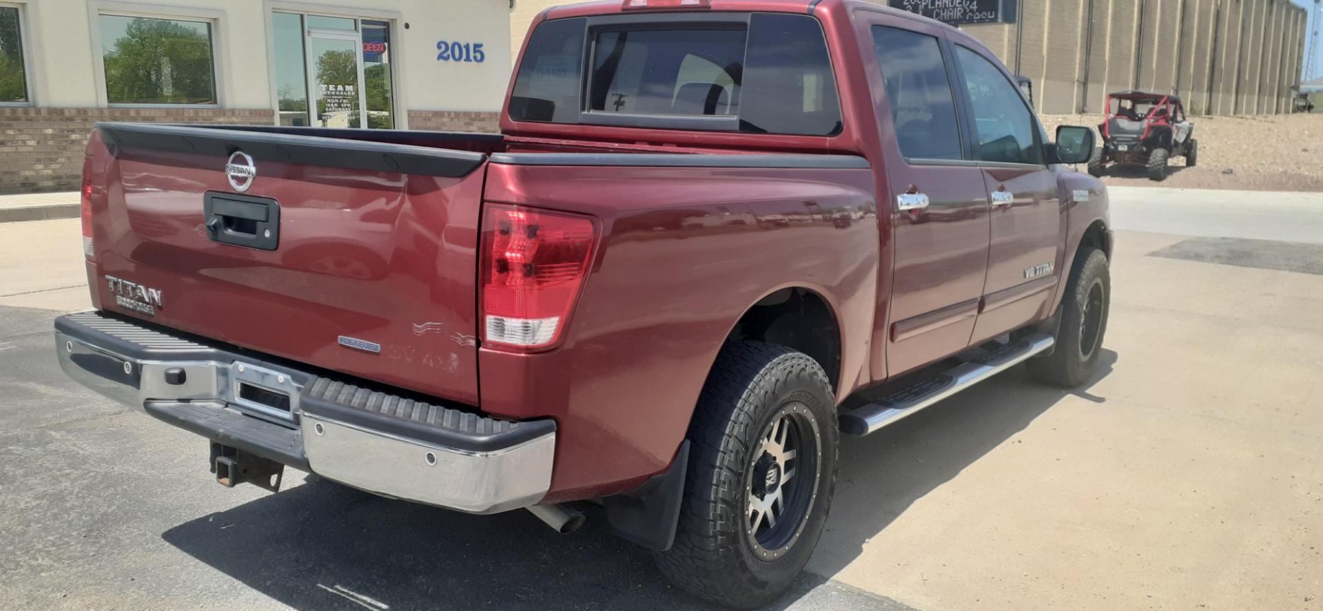 2014 Nissan Titan SV (1N6BA0EC1EN) with an 5.6 V8 engine, Automatic transmission, located at 2015 Cambell Street, Rapid City, SD, 57701, (605) 342-8326, 44.066433, -103.191772 - CARFAX AVAILABLE - Photo#3